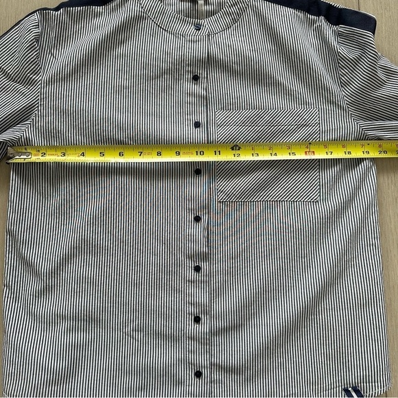 Like New COURT & ROWE Pinstripe Button Front Shirt Navy Blue & White Size XS - Picture 10 of 11